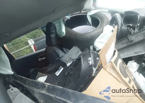 2020 Jeep Cherokee Latitude Plus z USA, uszkodzony, nr VIN 1C4PJLLX1LD522039